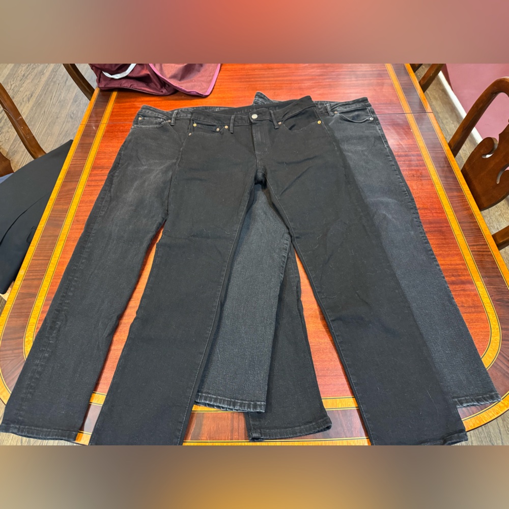 American Eagle Outfitters Men's Dark Jeans Bundle